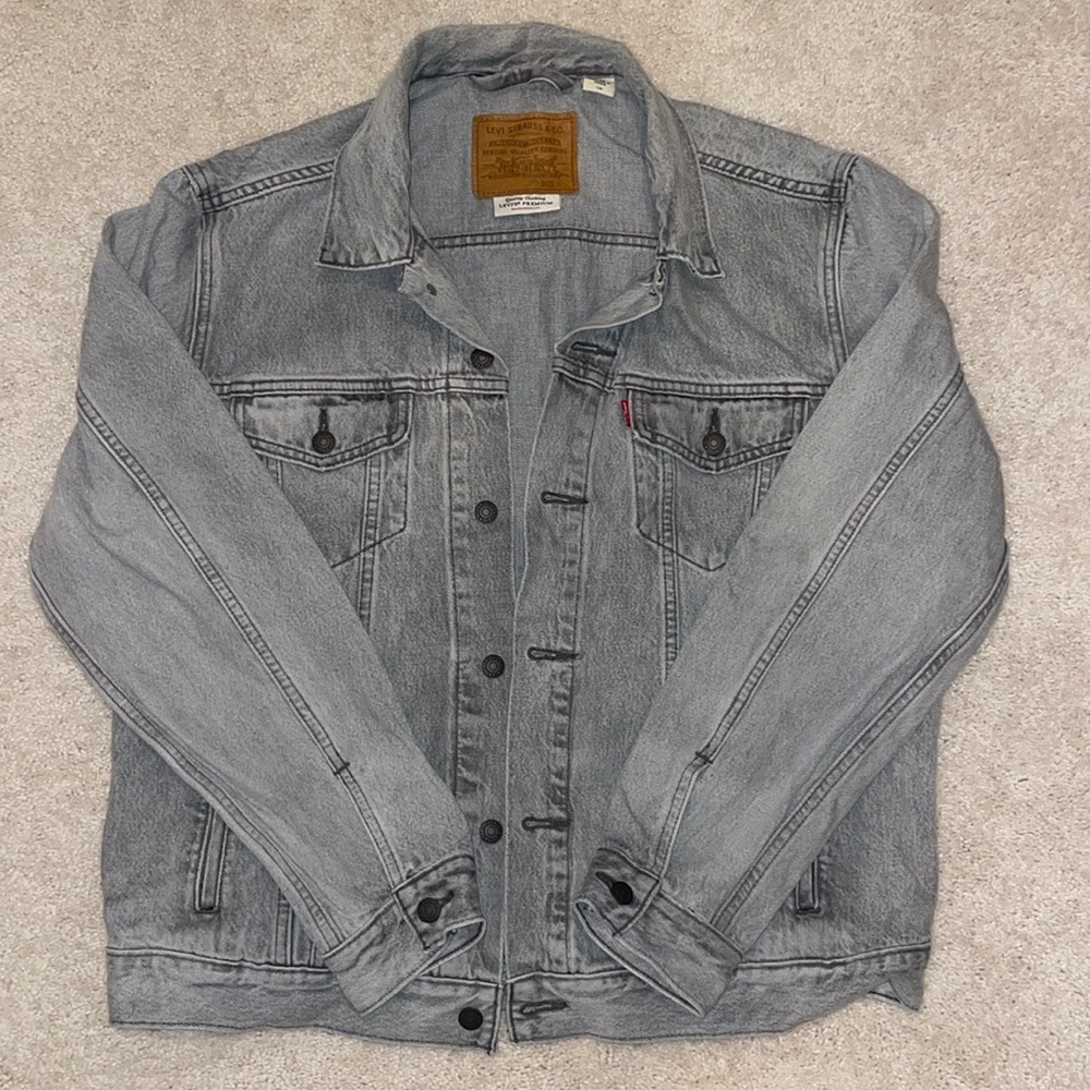 Levi’s Vintage Fit Trucker Jacket Light Gray Wash